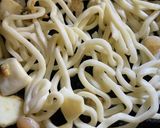 簡単♪シーフードミックス焼きうどん♪作り方2写真