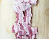 超簡単！厚切り豚バラと玉ねぎの旨辛炒め！作り方1写真