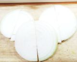 超簡単！厚切り豚バラと玉ねぎの旨辛炒め！作り方2写真