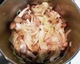 キャベツと豚バラ肉でトロッとろのお味噌汁作り方4写真