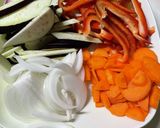 なすといえばコレ！夏野菜と春雨の炒め物作り方3写真