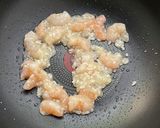 キュウリとエビの塩麹炒め作り方6写真