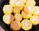 フライパンで簡単☆塩味トウモロコシ作り方1写真