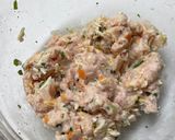 鶏ひき肉とチーズとバジルの春巻き作り方3写真