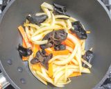 町中華の豚こま肉と木耳と卵のピリ辛炒め作り方4写真