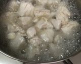 鶏むね肉とこんにゃくの白味噌すりごま和え作り方3写真