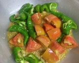 トマトと唐辛子のにんにく醤油香り炒め作り方4写真