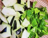 鶏胸肉と旬のキクラゲ&夏野菜の黒酢炒め☆作り方3写真