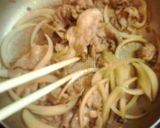 簡単♪トロッと卵の豚コマ丼作り方3写真