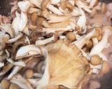 きのこと豚肉のニンニク炒め作り方4写真