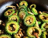 麺つゆ#丸ごとゴーヤのきんぴら作り方2写真