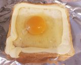朝食に♪目玉焼きトースト作り方3写真