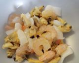 3合シーフードMIX炊飯器パエリア作り方4写真