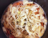 豆もやしと人参と油揚げのお味噌汁作り方3写真