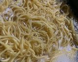 サルベージ◎生中華麺で焼きそば麺に！作り方4写真