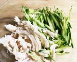 きゅうりとサラダチキンのポン酢合え作り方1写真