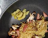 オイスター焼きそばinゴールデンキウイ作り方2写真