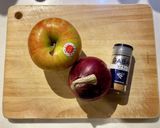 焼きリンゴサラダはクリームチーズと一緒に作り方1写真