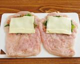 ☆簡単☆鶏むね梅しそチーズフライ作り方4写真