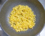豚ひき肉とニンニクの芽とポテトの卵炒飯作り方9写真