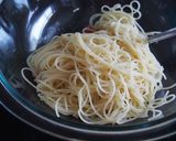 キウイとトマトの冷製パスタ作り方6写真