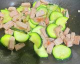 ズッキーニとスパムのクリーム煮作り方5写真
