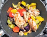 鶏もも肉とナスとパプリカの甘辛煮作り方5写真