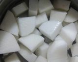 大根と鶏手羽の煮物作り方1写真
