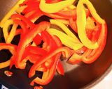 お弁当の隙間に、パプリカのコンソメ炒め作り方3写真