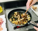 旨味たっぷり♪絶品シーフードカレー作り方3写真