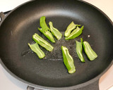 ししとうと豚肉と卵の甘辛炒め作り方5写真