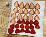 透明ゼリーで作るいちごのレアチーズケーキ作り方6写真