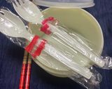 クルトン　苺ジャムと青汁粉末で作り方2写真