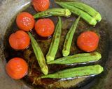 トマトとオクラのガーリックオイルソテー作り方5写真