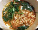 即席みそ汁にチキンラーメンミニ作り方1写真