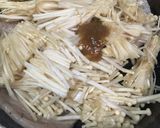豚ロース肉とえのきのオイスターソース炒め作り方3写真