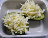 混ぜて焼くだけ！アボカドのマヨグラタン　作り方3写真