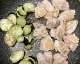簡単♪鶏肉と茄子焼いて調味液にドボン♪作り方4写真