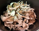 簡単☆舞茸とキムチのスープ作り方1写真