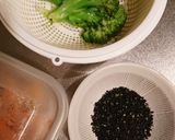 ブロッコリーと海老の味噌胡麻和え作り方1写真