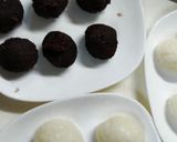 お盆 残っていた白餡と桜餡で桃ぼたもち♡作り方1写真
