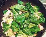 簡単☆豚肉と小松菜のカレー風味焼きそば作り方2写真