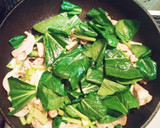 簡単☆豚肉と小松菜のカレー風味焼きそば作り方2写真