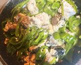 おかず、おつまみにサバ缶で無限ピーマン作り方2写真