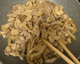 とろろと甘辛豚肉の月見うどん作り方3写真