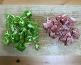 ピーマンと豚肉のピリ辛炒め作り方1写真