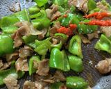 ピーマンと豚肉のピリ辛炒め作り方5写真