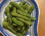 鶏むね肉と枝豆の「ゆかり」梅和え作り方1写真
