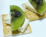 キウイ&クリームチーズ&塩昆布のカナッペ作り方3写真