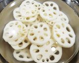 ピリ辛蓮根きんぴら作り方1写真